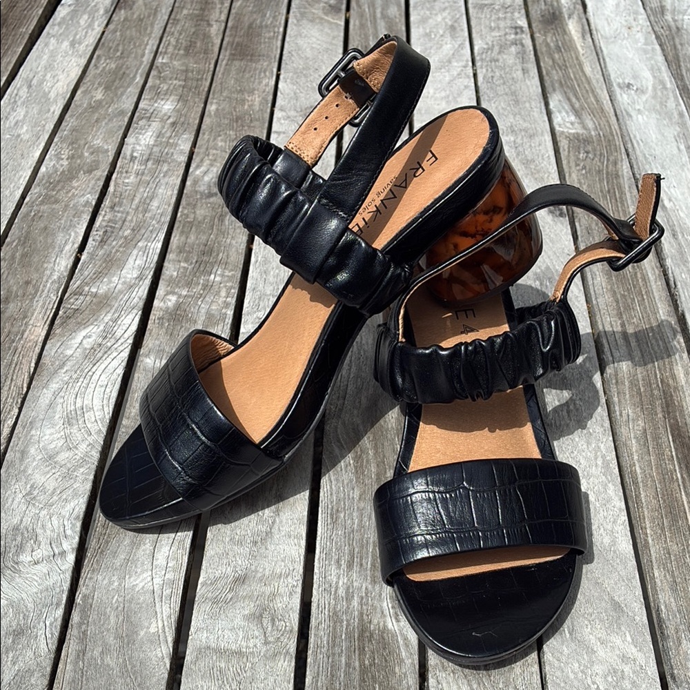 Black Women's Sandals